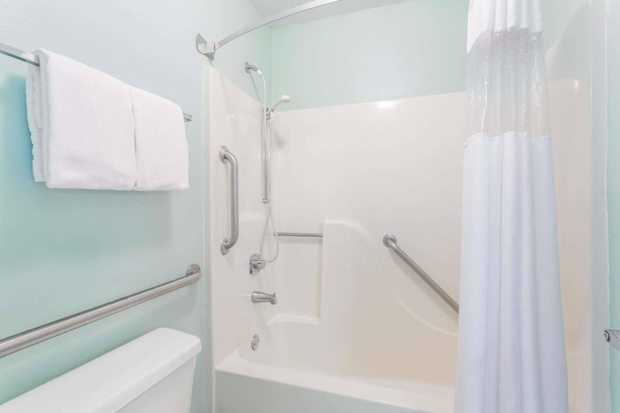 Best Western Beachside Resort Pensacola Beach Eksteriør billede